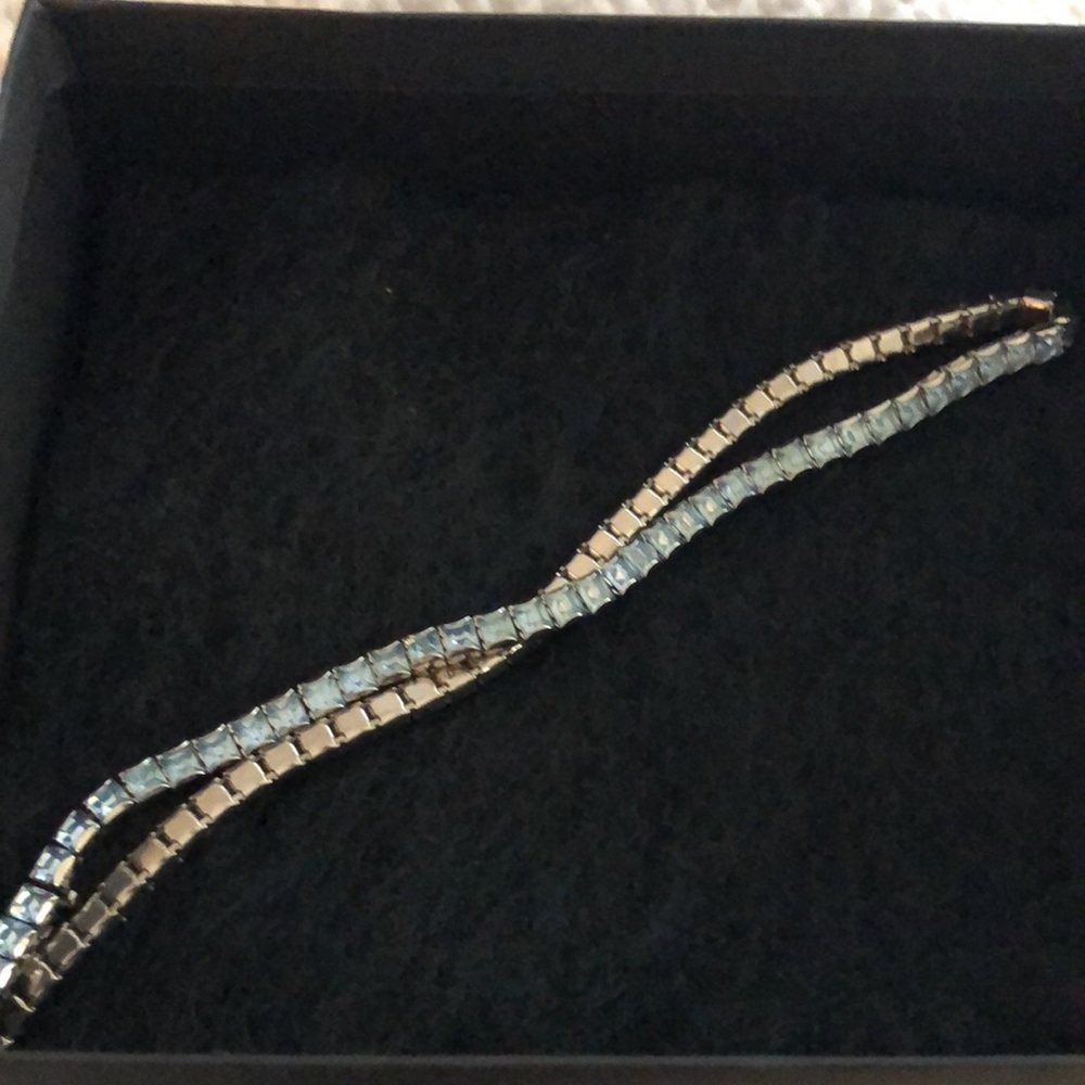 VINTAGE 1950’s RARE CHOKER COLLAR NECKLACE IN AQUA BLUE CRYSTALS ! EXCELLENT!